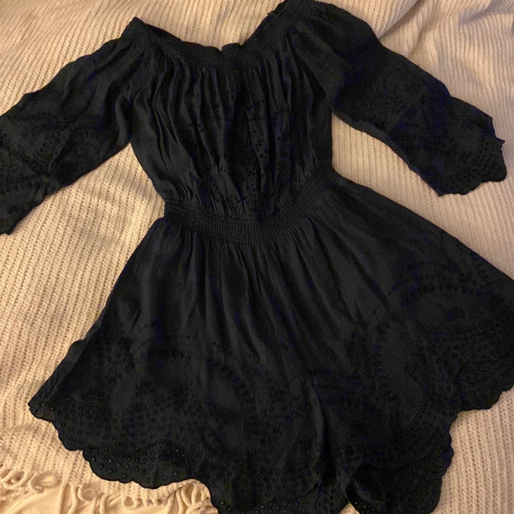 ASTR the label romper navy blue size L